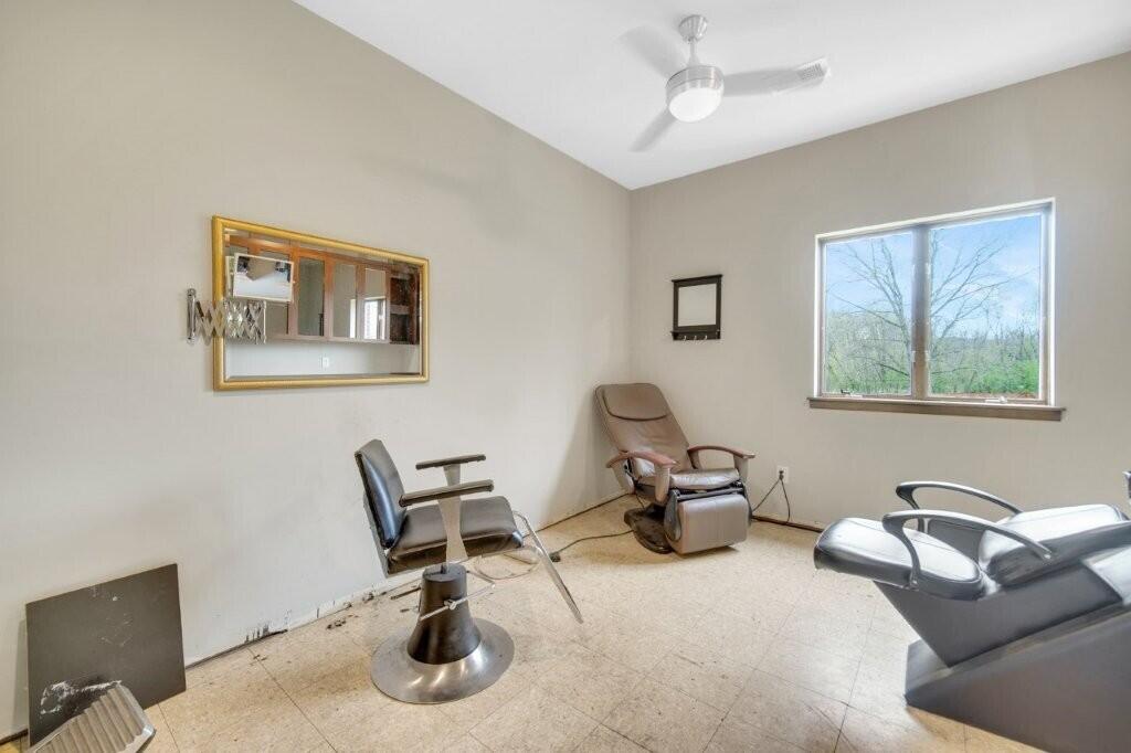 809 West 126th Court Crown Point, IN 46307 - Photo 7 of 47 a living room with furniture