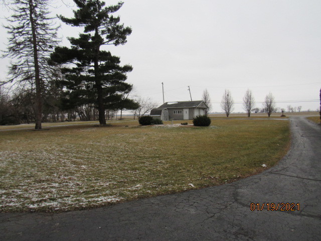 2661 River Road Kankakee, IL 60901 - Photo 4 of 32