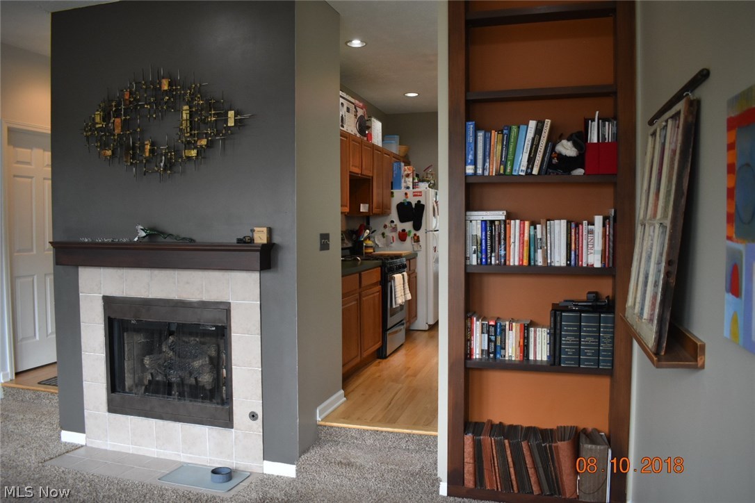 600 Literary Road Cleveland, OH 44113 - Photo 8 of 29