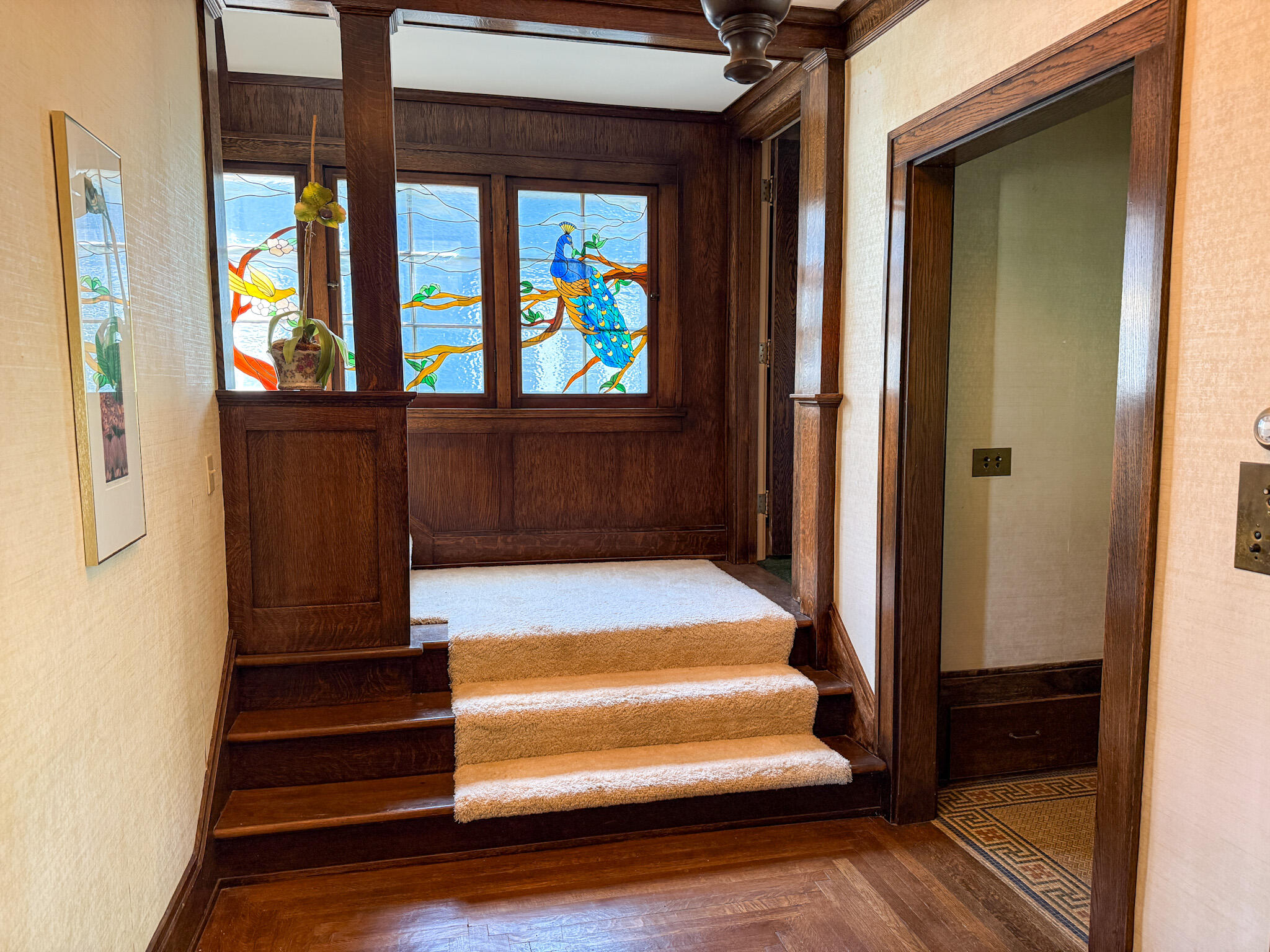 430 West Upton Avenue Reed City, MI 49677 - Photo 9 of 21 Stained Glass