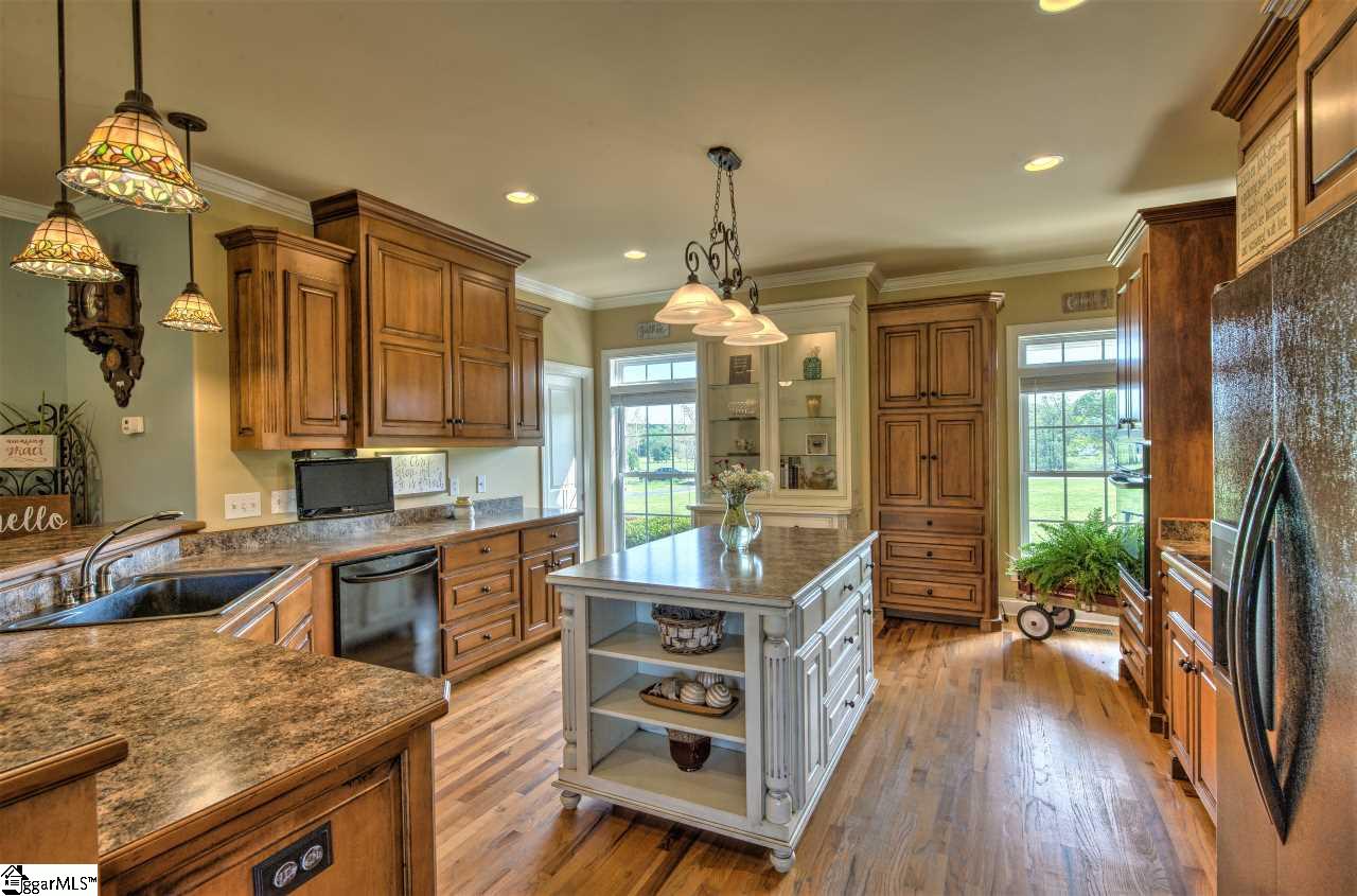 115 Bakerville Road Easley, SC 29642 - Photo 8 of 36