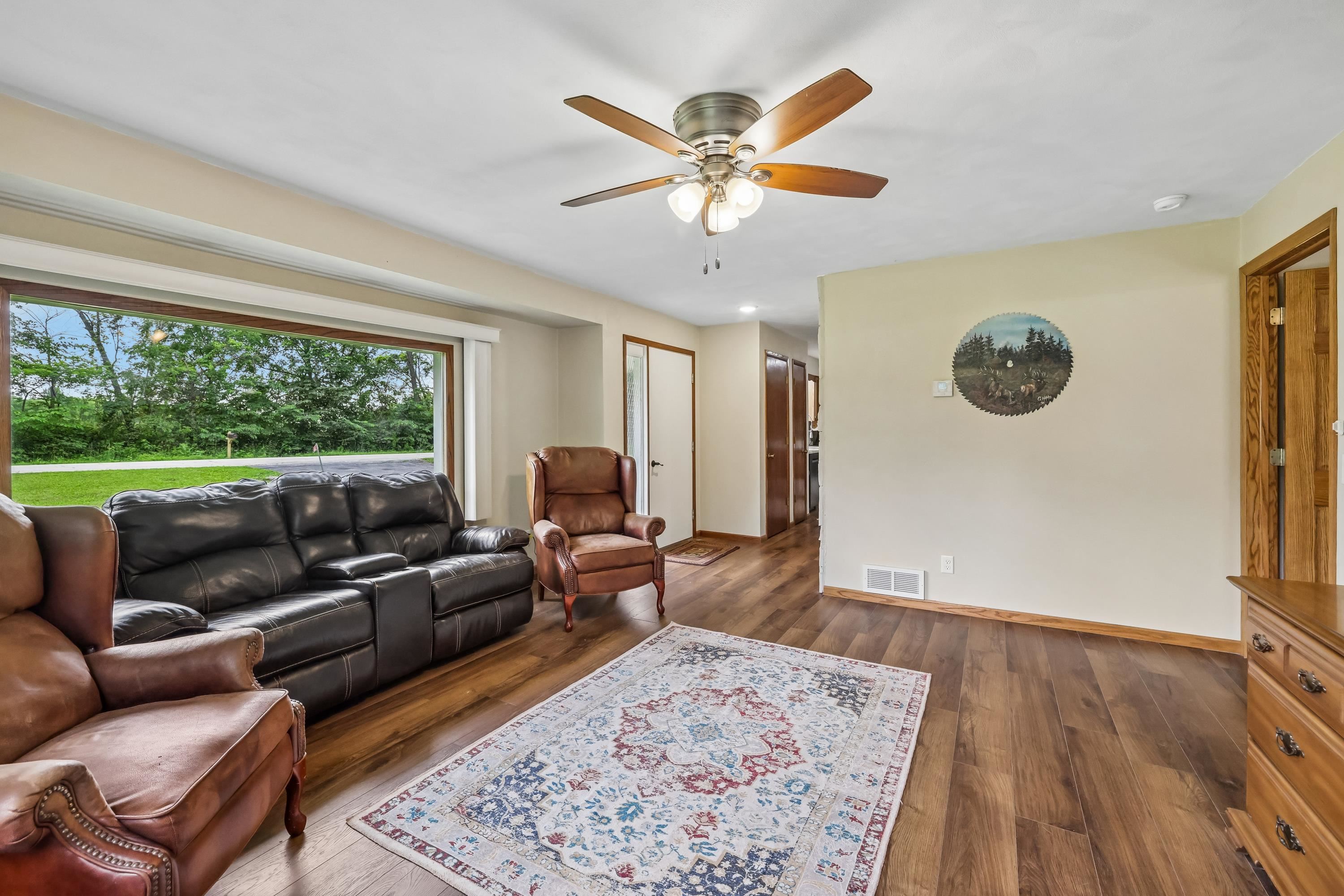 W1152 Fox Columbus, WI 53925 - Photo 4 of 68
