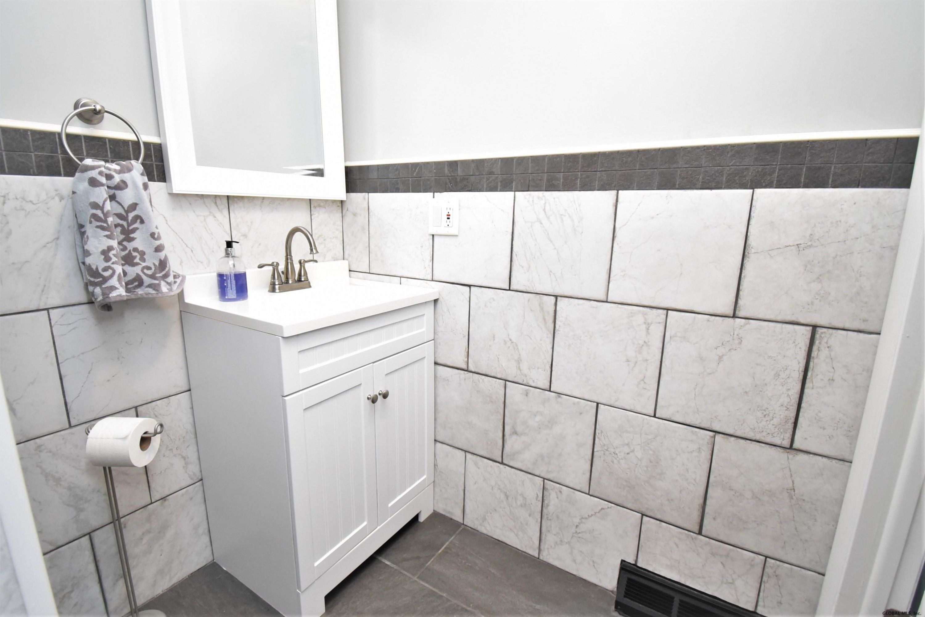 45 Fredericks Road Glenville, NY 12302 - Photo 27 of 51 Photo 27