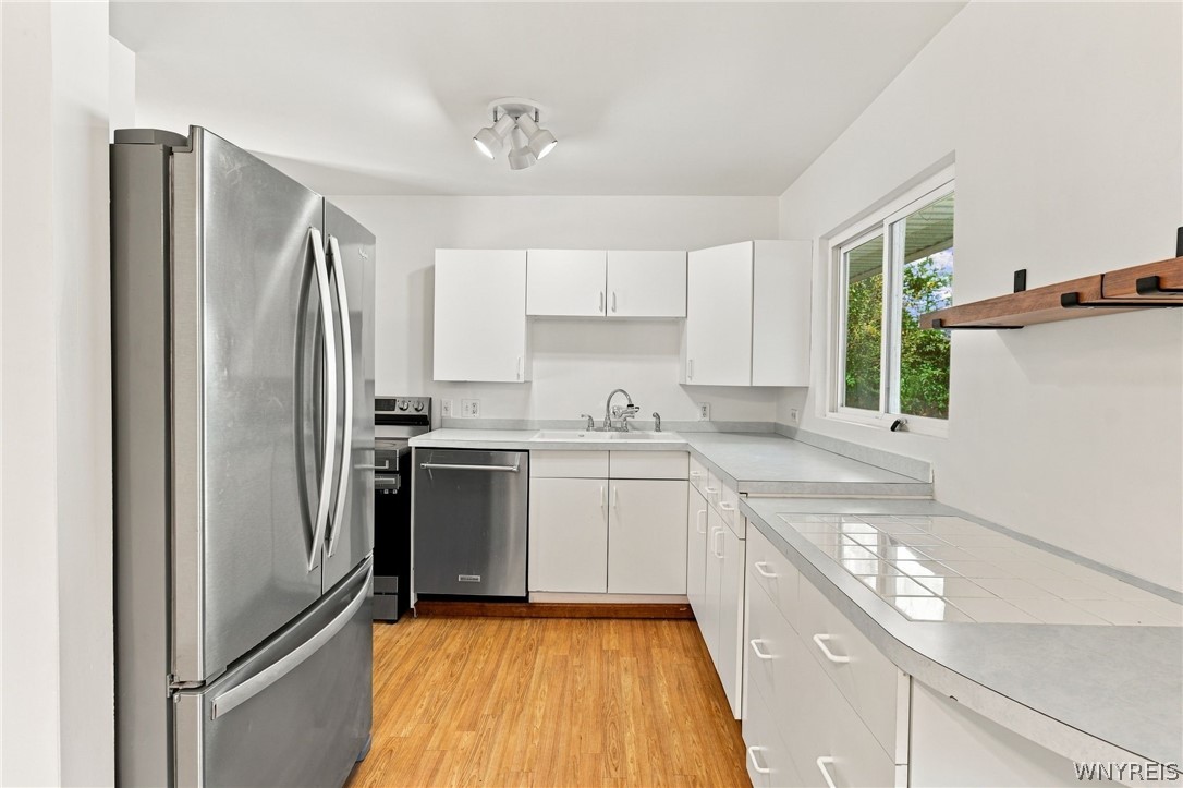 387 Frankhauser Road Amherst, NY 14221 - Photo 8 of 27 Gallery Image 8