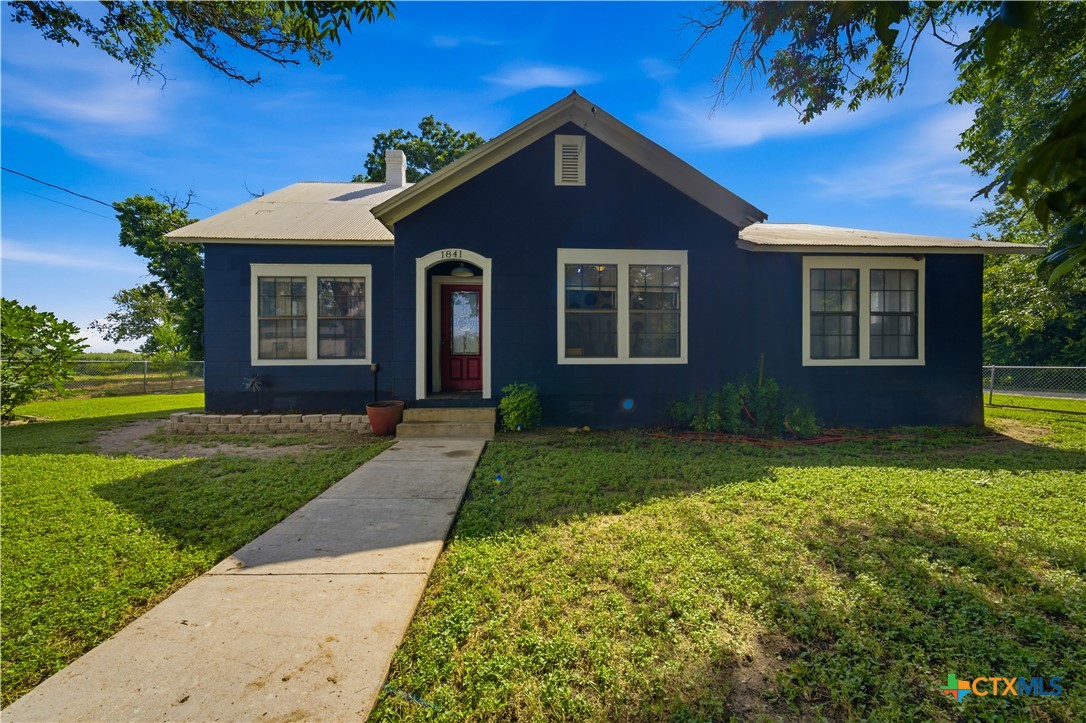 1841 Zuehl Road Marion, TX 78124 - Photo 2 of 20