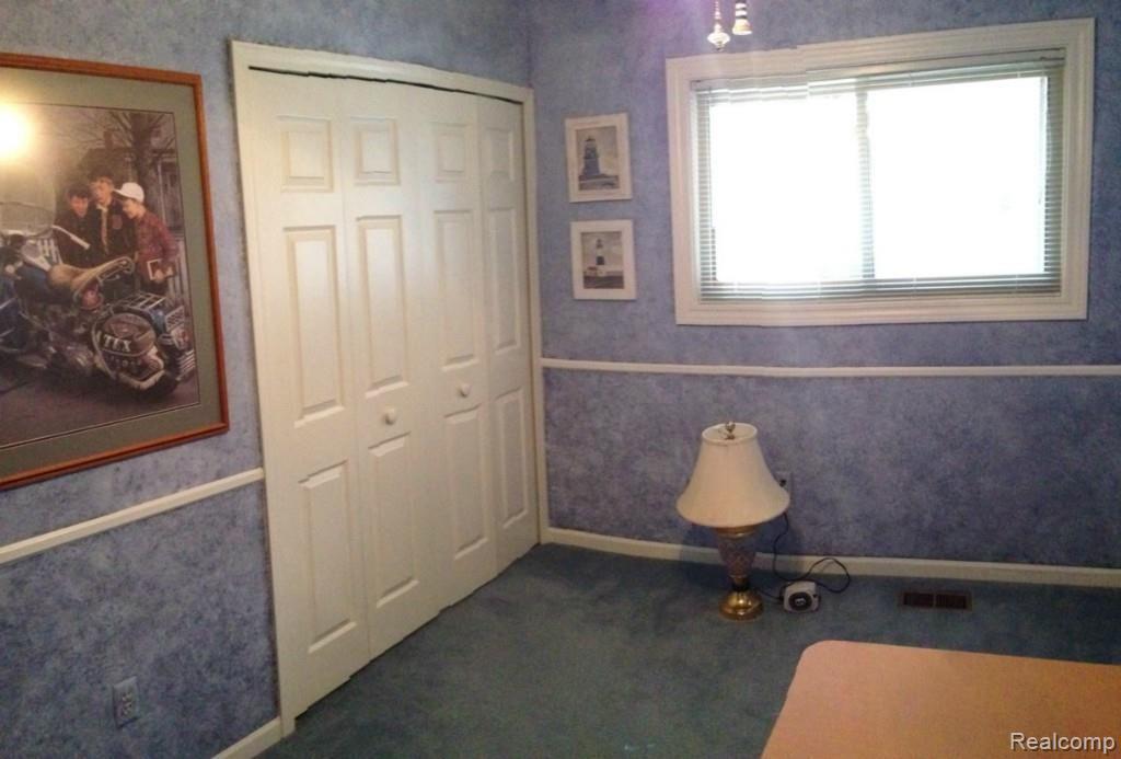 20463 Coachwood Road Riverview, MI 48193 - Photo 27 of 44 IMG_0004.jpg