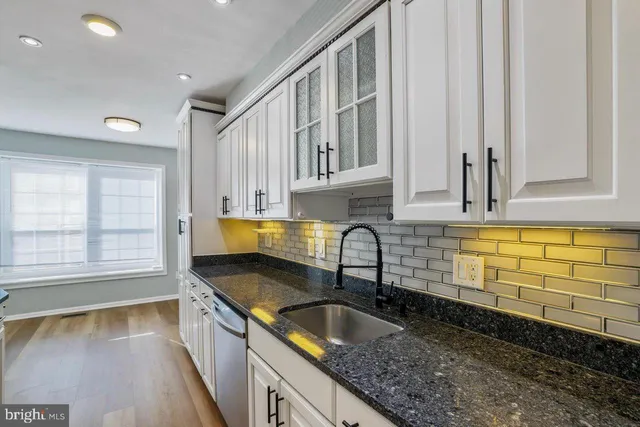 $599,900 | 9523 Cherry Oak Court, Burke, VA 22015