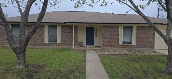 $2,300 | 125 Kelly Lane, Buda, TX 78610