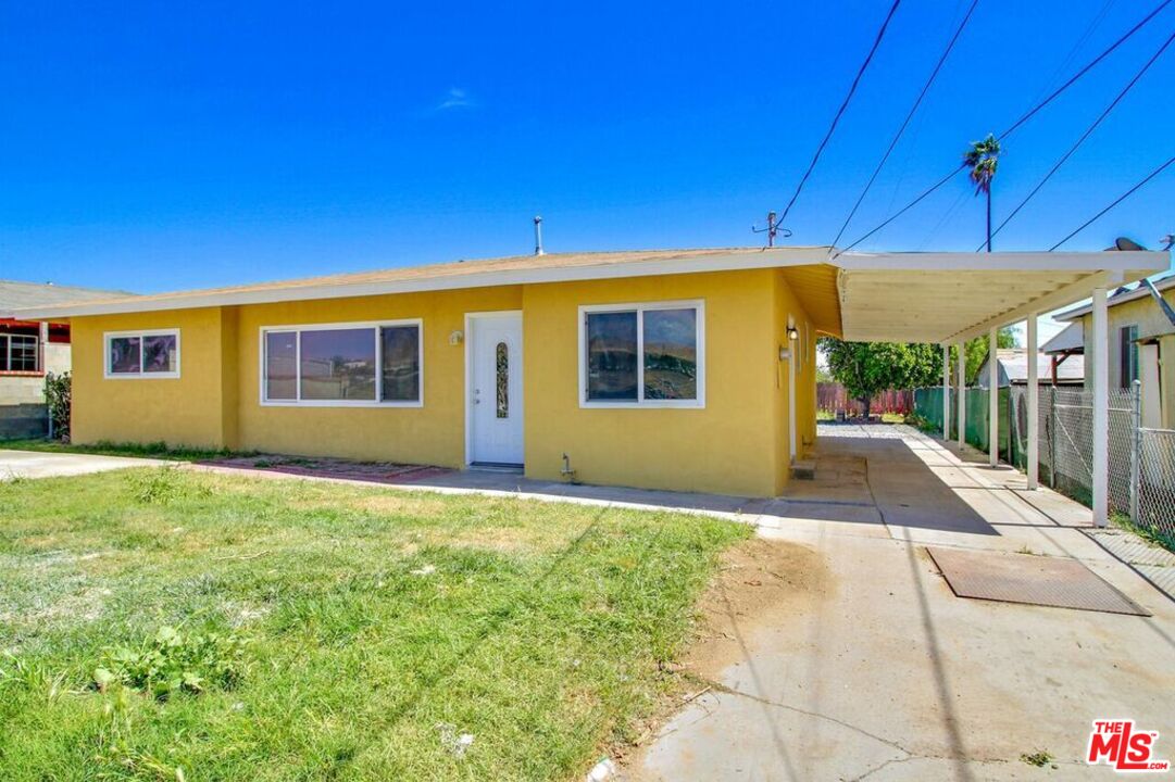 2576 Hall Avenue Riverside, CA 92509 - Photo 1 of 13