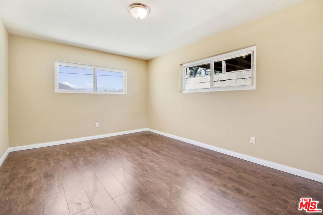 2576 Hall Avenue Riverside, CA 92509 - Photo 8 of 13