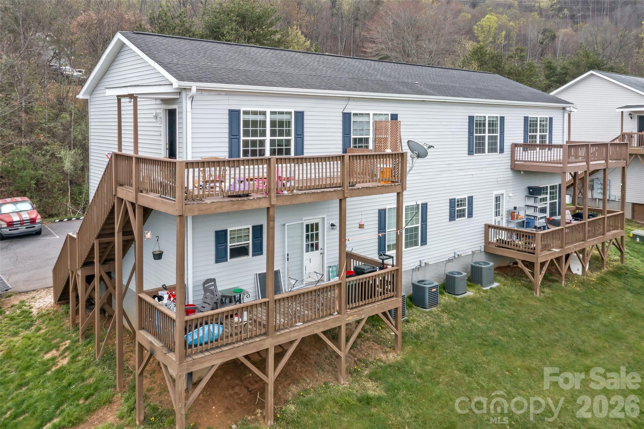 52 Smith Road Leicester, NC 28748 - Photo 3 of 38