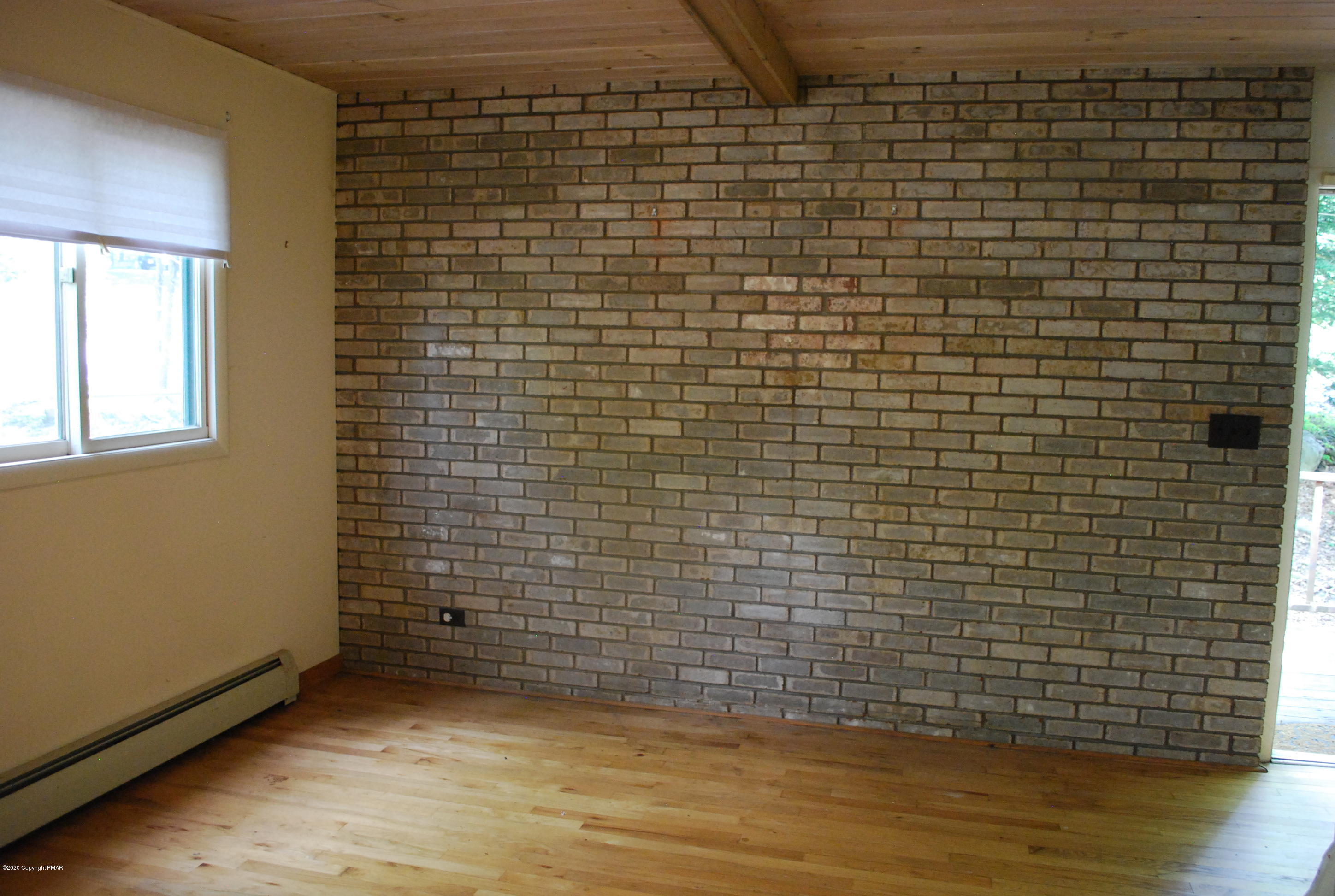 6164 Decker Road Bushkill, PA 18324 - Photo 11 of 28 DSC_0282