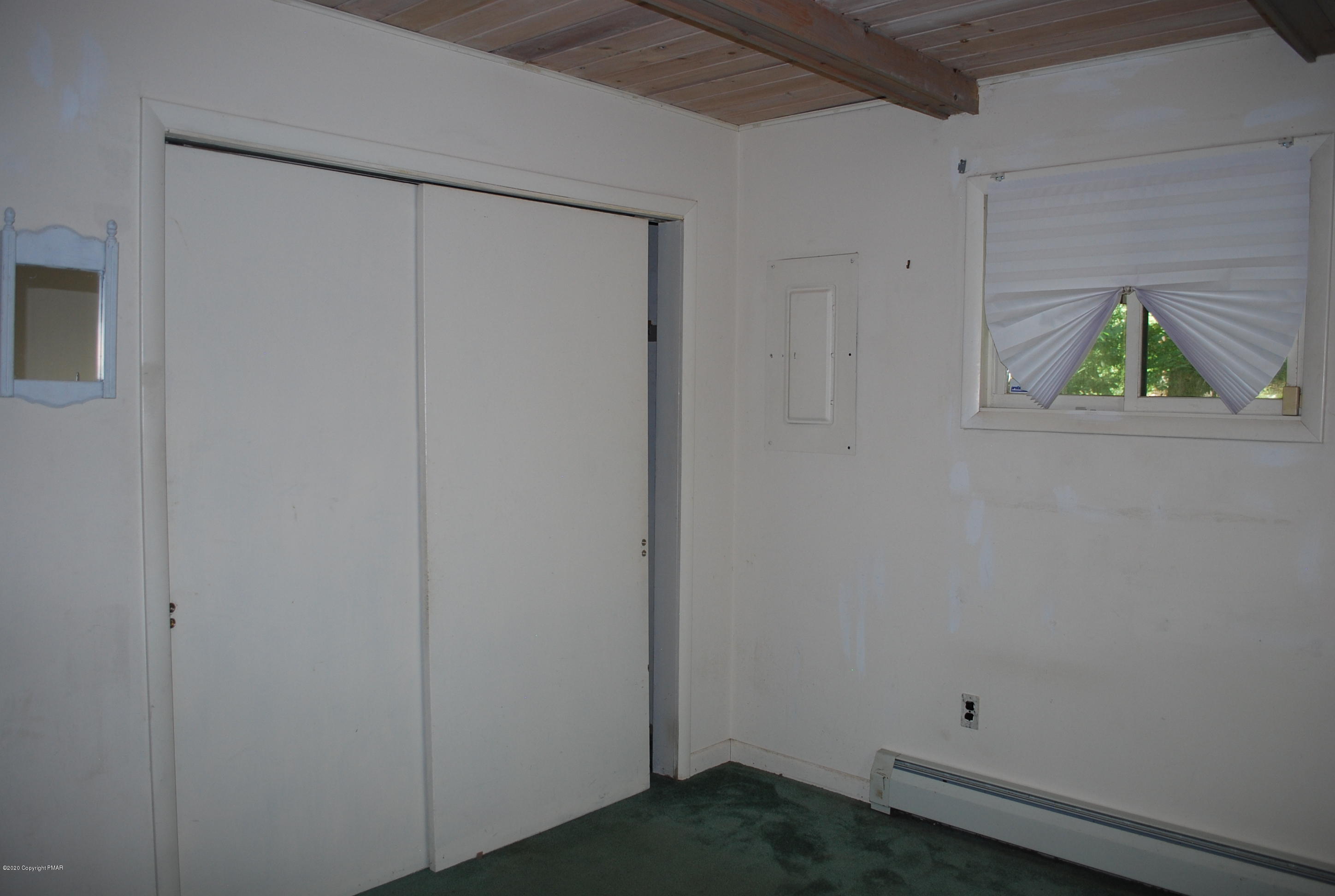 6164 Decker Road Bushkill, PA 18324 - Photo 18 of 28 DSC_0269