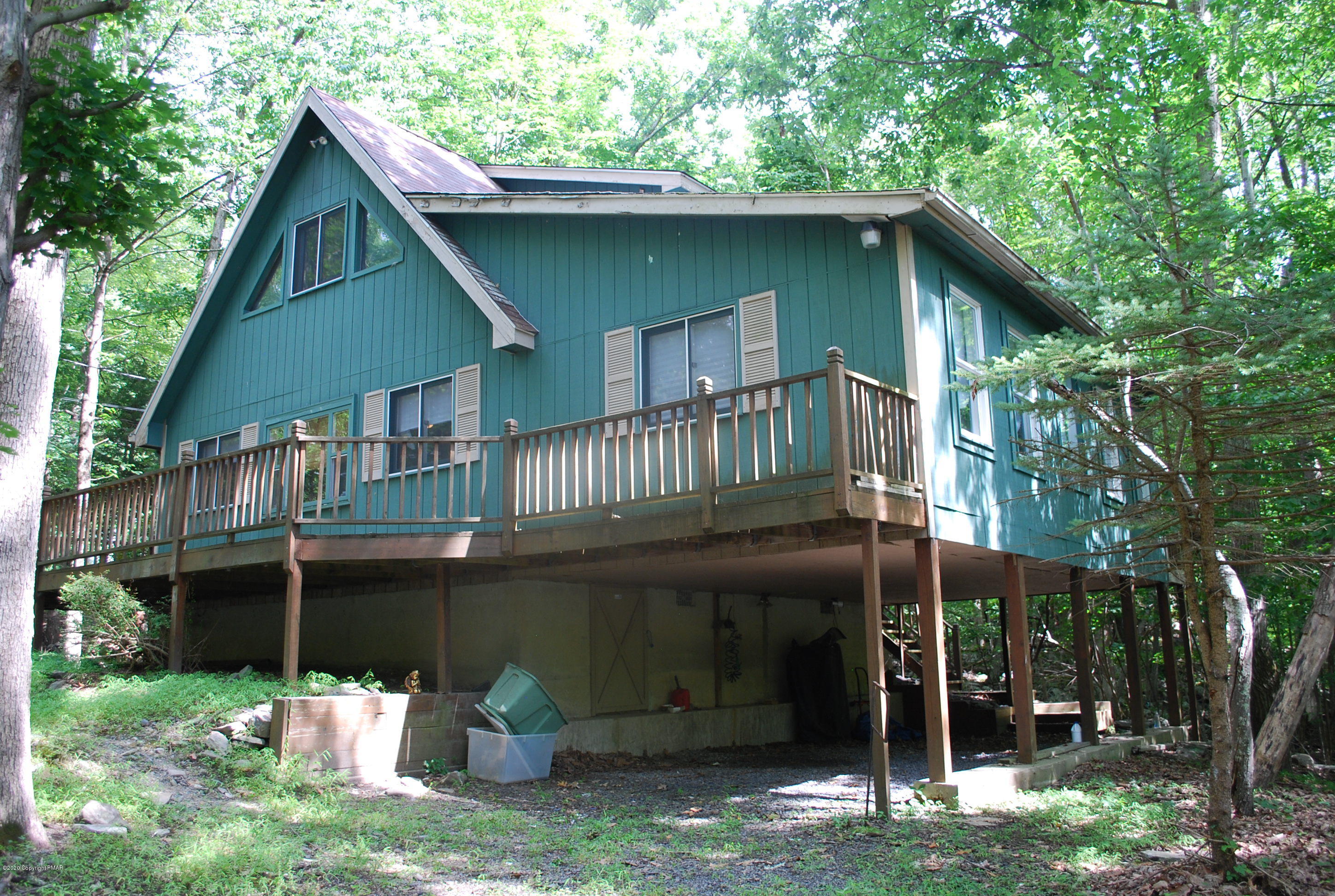 6164 Decker Road Bushkill, PA 18324 - Photo 2 of 28 DSC_0284
