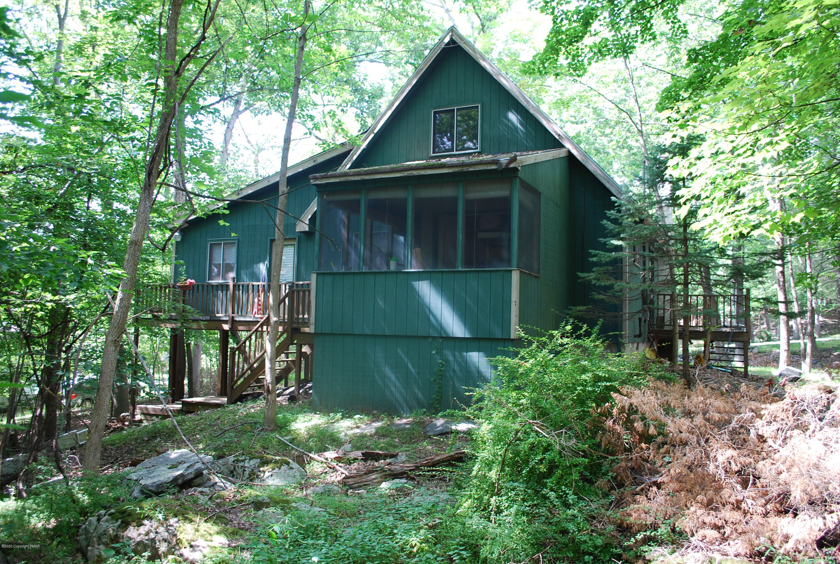 6164 Decker Road Bushkill, PA 18324 - Photo 4 of 28 DSC_0286