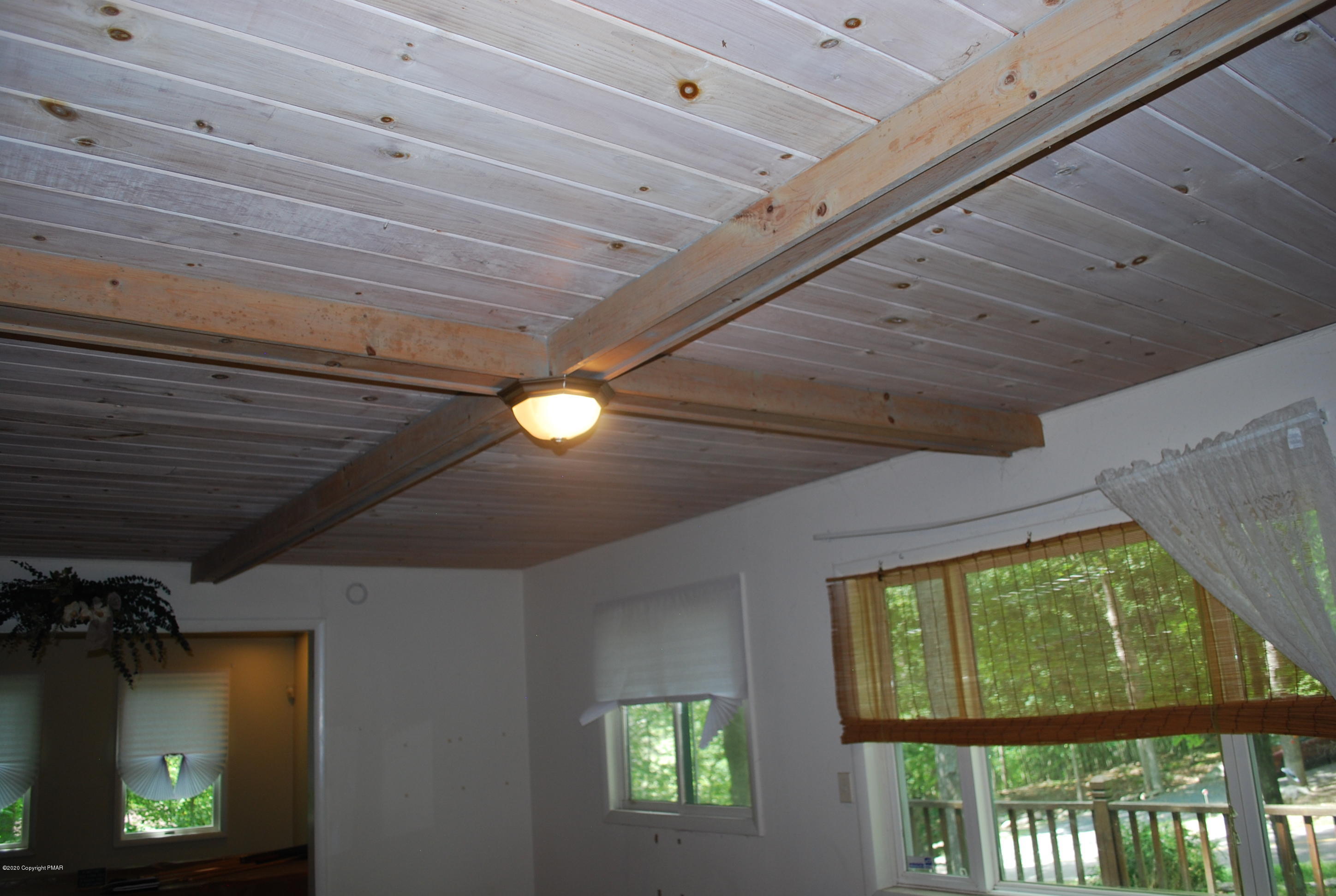 6164 Decker Road Bushkill, PA 18324 - Photo 10 of 28 DSC_0263