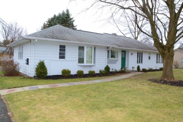 91 Jeffrey Road Springfield, MA 01119 - Photo 1 of 30 a front view of house with yard and trees around