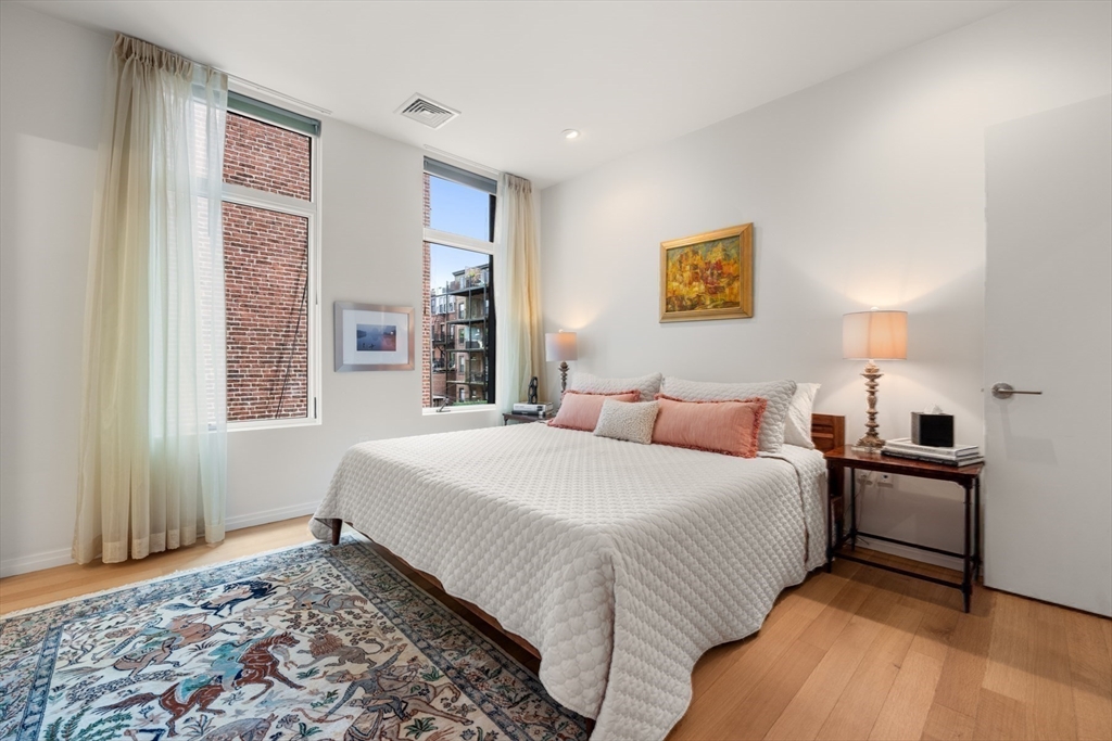 7 East Springfield Street, Unit 3B Boston, MA 02118 - Photo 17 of 36