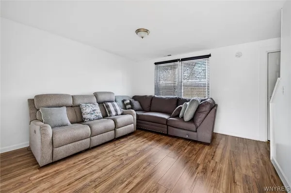 $329,900 | 32 Curwood Court, Unit 26, Tonawanda, NY 14150