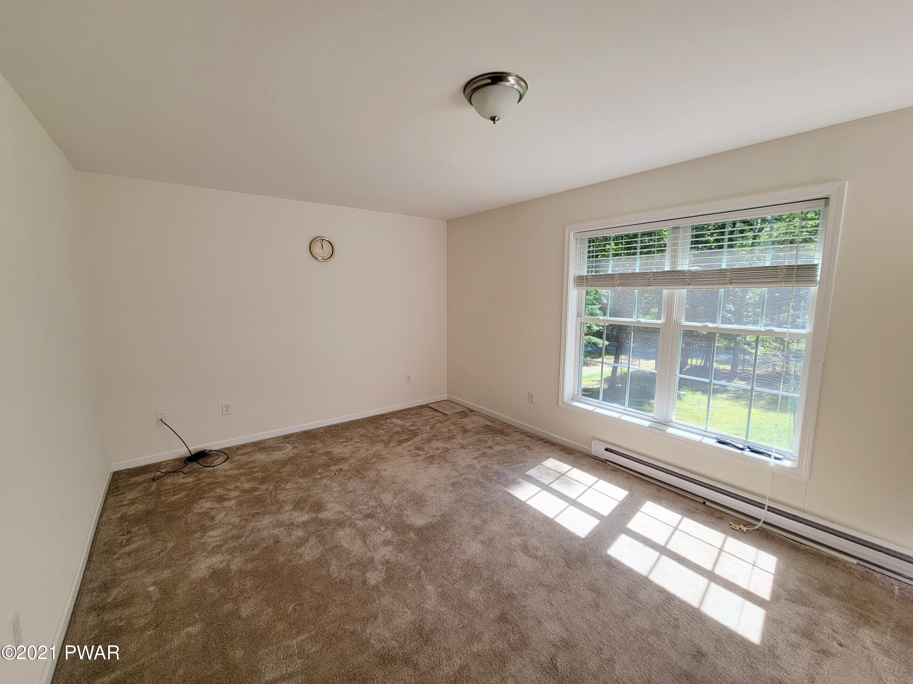 148 Timber Ridge Drive Hawley, PA 18428 - Photo 3 of 26 Living Room