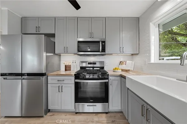 $499,000 | 9480 Glenhaven Drive, Glenhaven, CA 95443