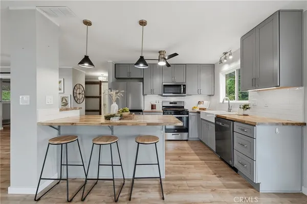 $499,000 | 9480 Glenhaven Drive, Glenhaven, CA 95443