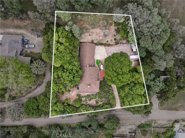 $499,000 | 9480 Glenhaven Drive, Glenhaven, CA 95443