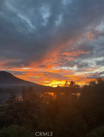 $499,000 | 9480 Glenhaven Drive, Glenhaven, CA 95443