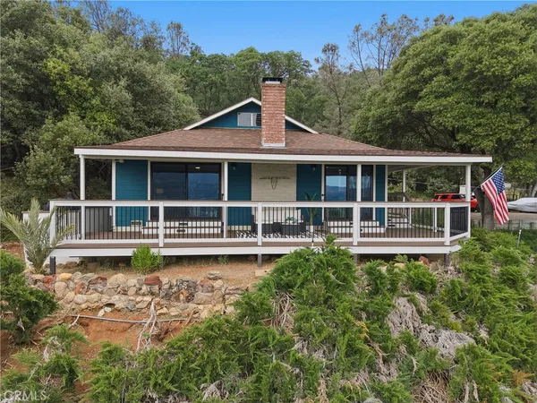 $499,000 | 9480 Glenhaven Drive, Glenhaven, CA 95443