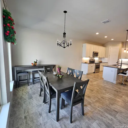 $470,499 | 137 West Medium Meadow Drive, Lytle, TX 78052