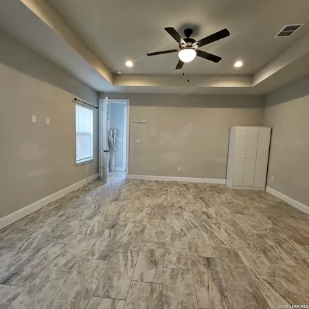 $470,499 | 137 West Medium Meadow Drive, Lytle, TX 78052