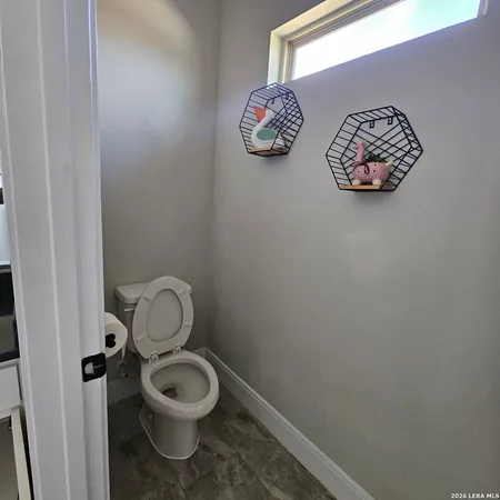 $470,499 | 137 West Medium Meadow Drive, Lytle, TX 78052