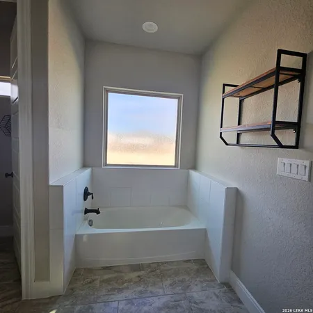 $470,499 | 137 West Medium Meadow Drive, Lytle, TX 78052