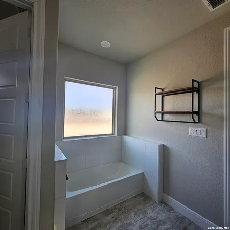 $470,499 | 137 West Medium Meadow Drive, Lytle, TX 78052