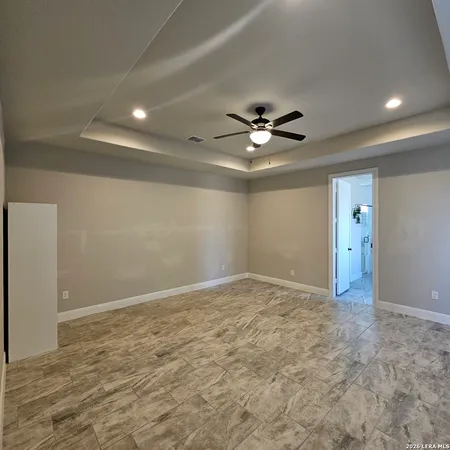 $470,499 | 137 West Medium Meadow Drive, Lytle, TX 78052