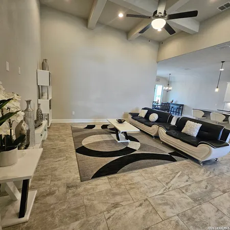 $470,499 | 137 West Medium Meadow Drive, Lytle, TX 78052