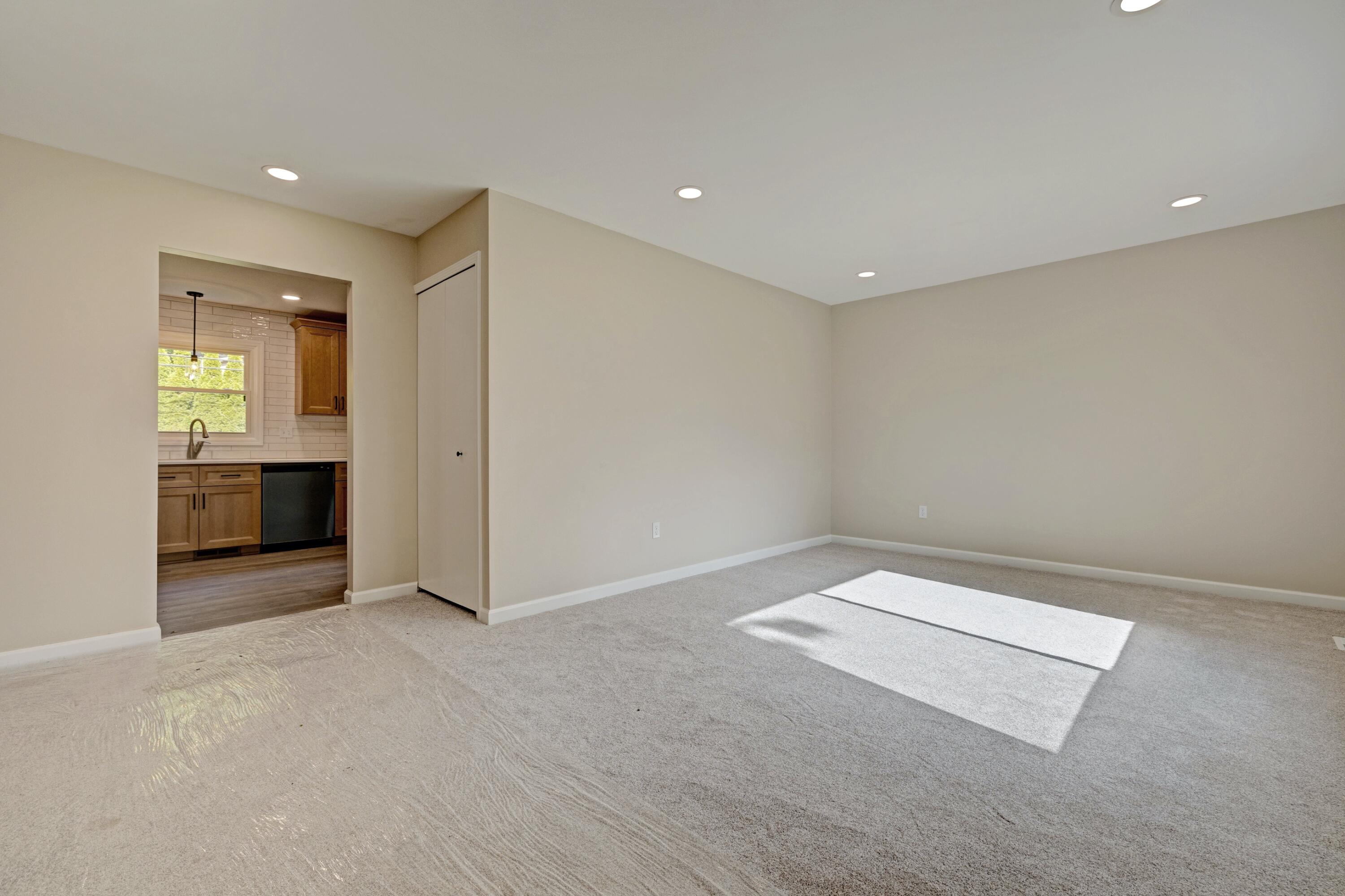 3) Living Room