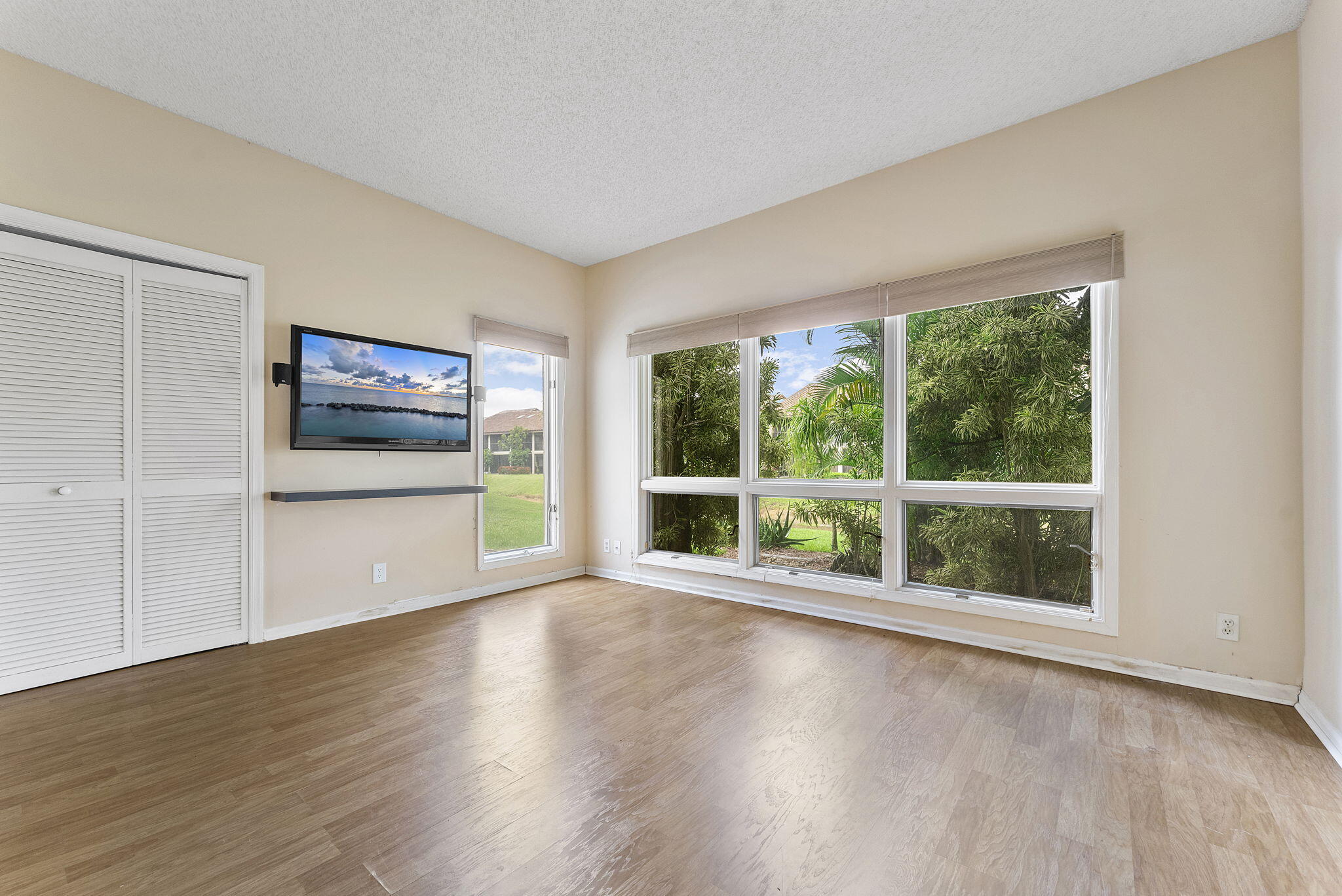 7932 Seville Place, Unit 2101 Boca Raton, FL 33433 - Photo 24 of 45 Bedroom Front View