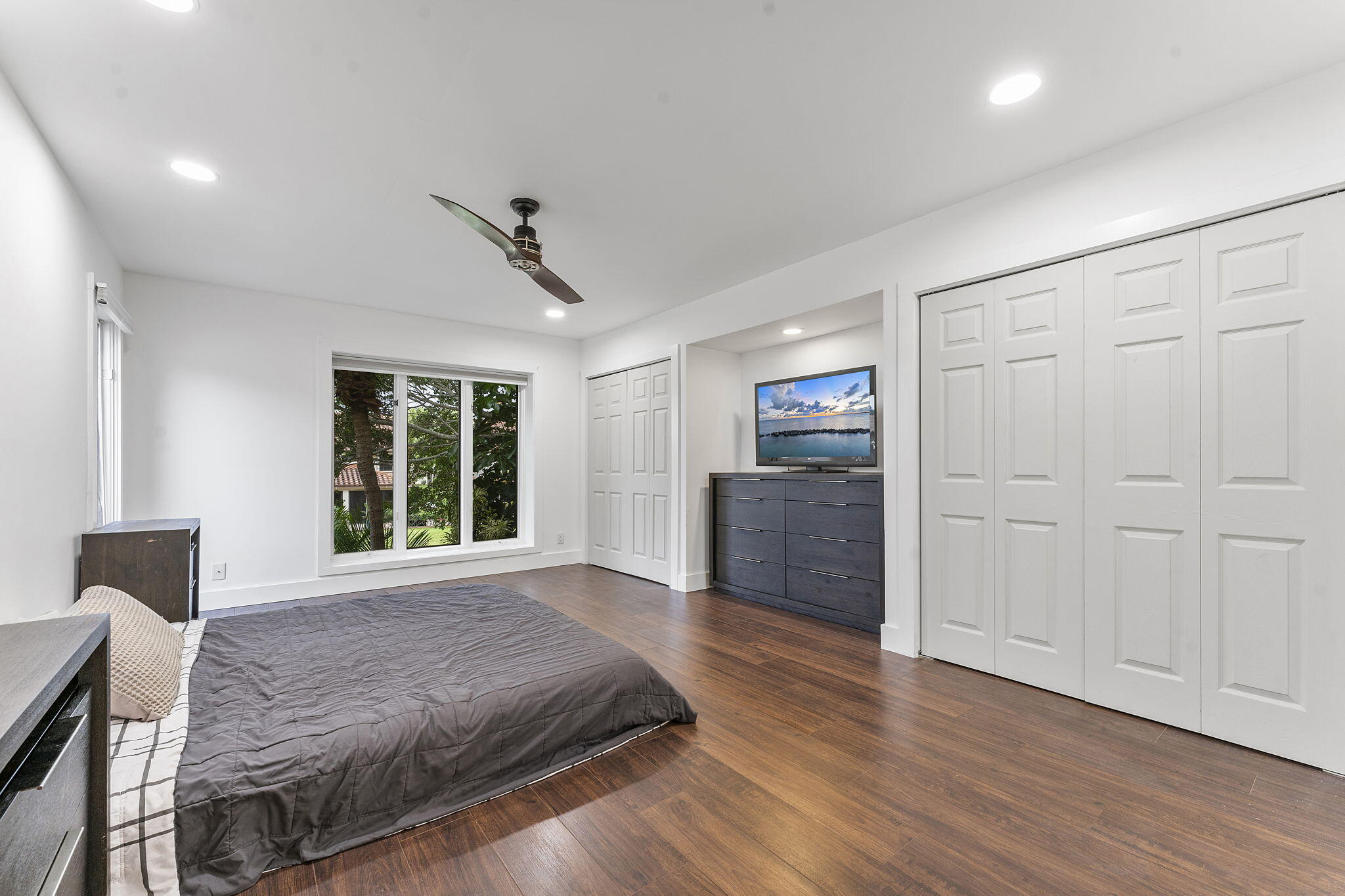 7932 Seville Place, Unit 2101 Boca Raton, FL 33433 - Photo 28 of 45 Primary Bedroom