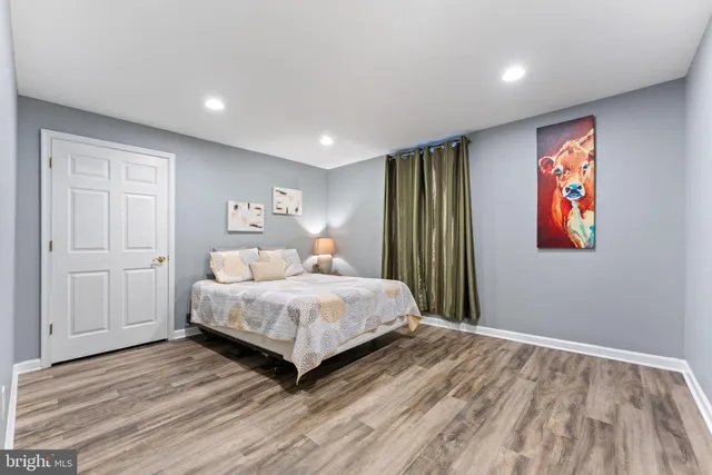 $924,900 | 15107 Wetherburn Drive, Centreville, VA 20120