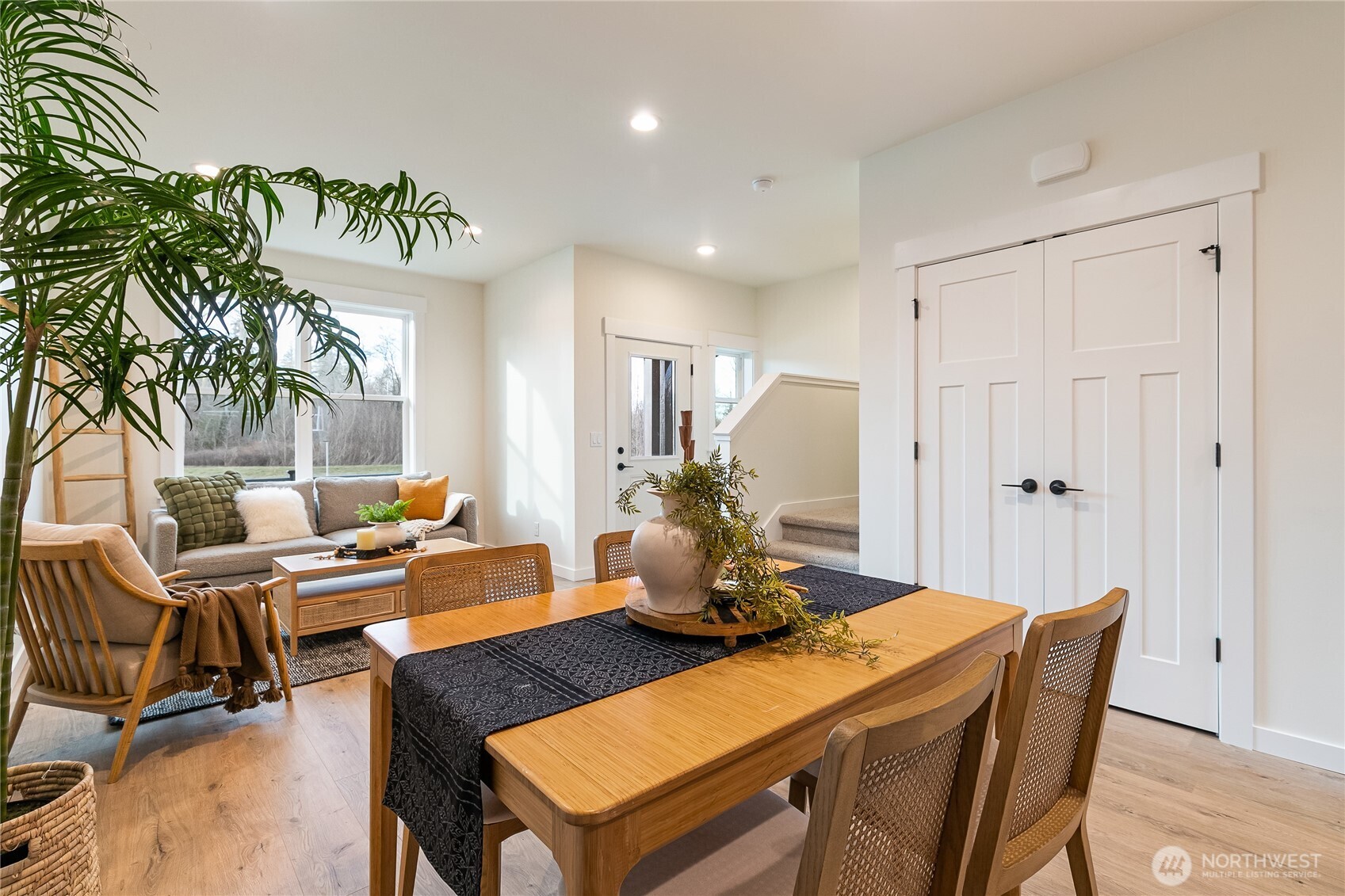 4237 Ambrosia Lane Bellingham, WA 98226 - Photo 9 of 32 a living room with furniture