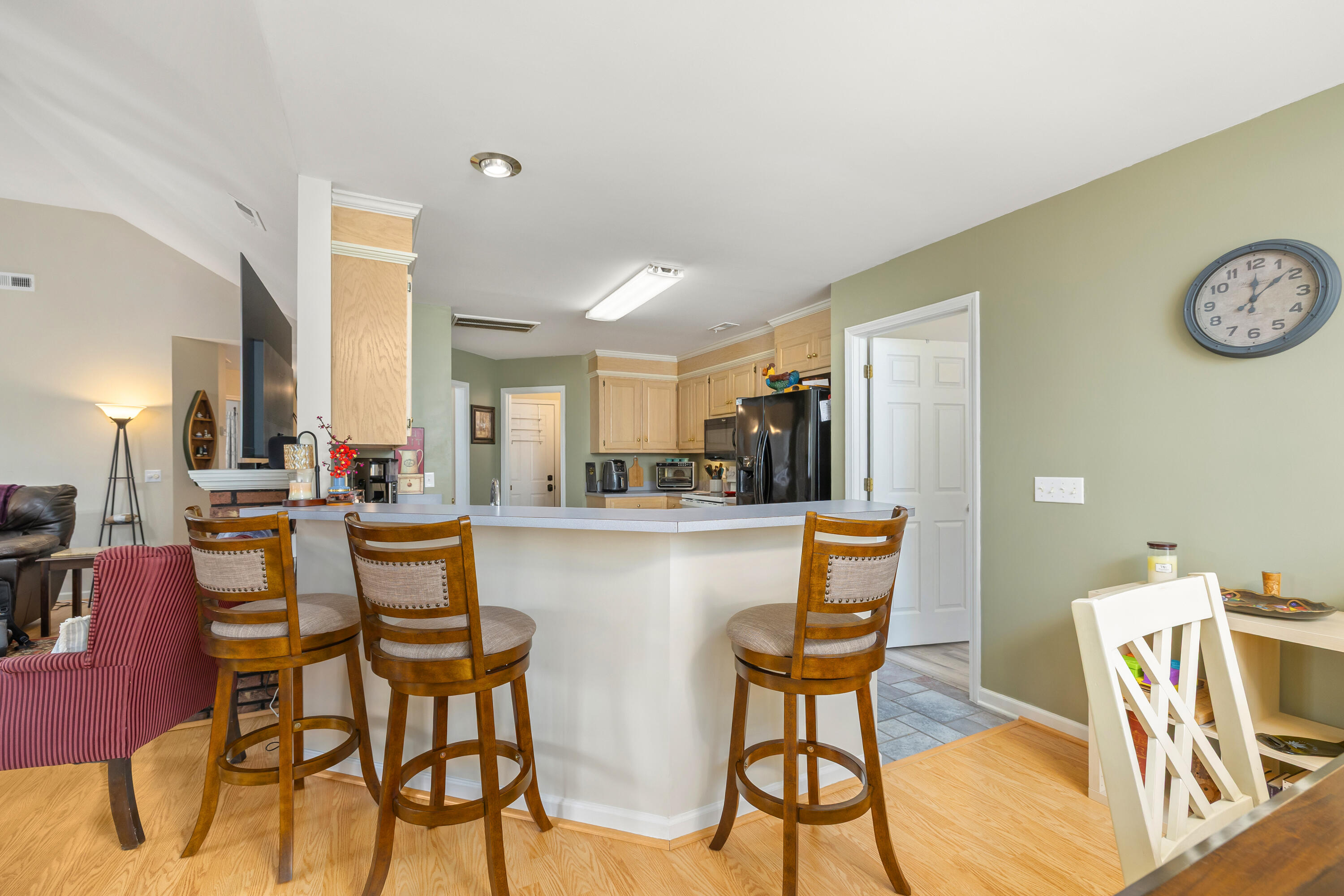 105 Oakview Circle Manning, SC 29102 - Photo 13 of 57