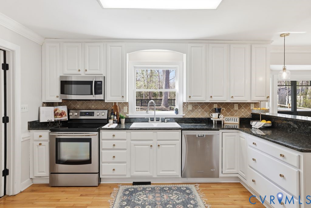 11940 Nash Road Chesterfield, VA 23838 - Photo 14 of 47