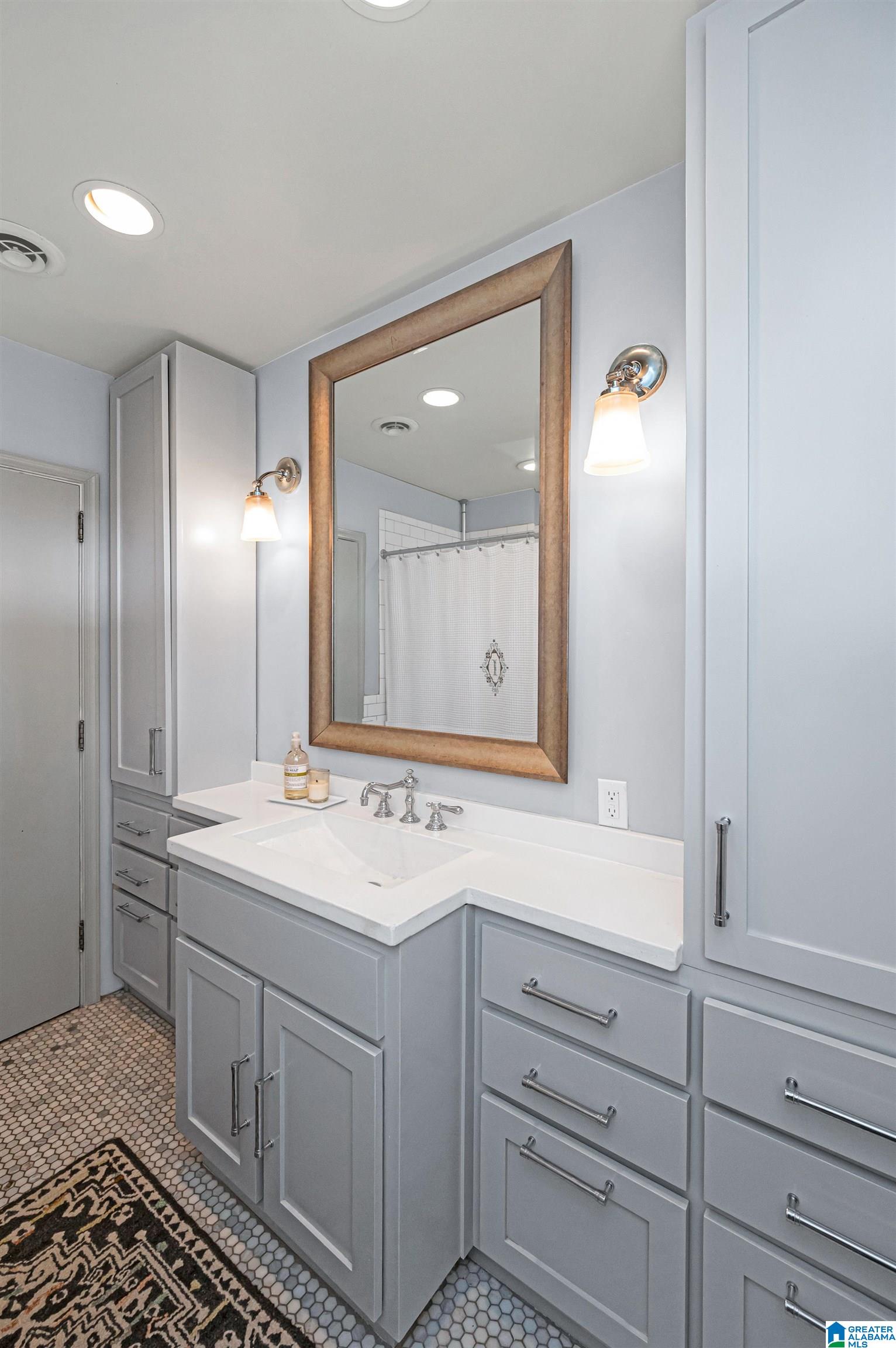 1733 Wellington Road Birmingham, AL 35209 - Photo 32 of 55