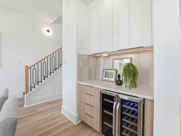 $449,990 | 1517 McKee Street, Houston, TX 77009