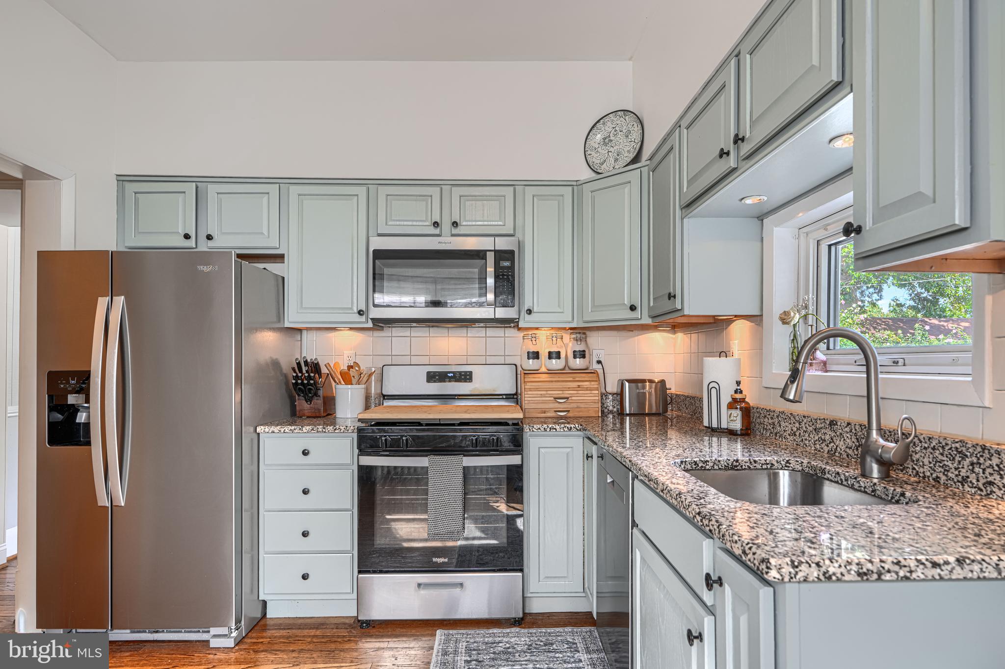 4215 Harcourt Road Baltimore, MD 21214 - Photo 26 of 81 Kitchen