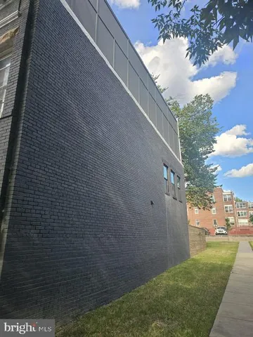 $1,250,000 | 1404 First Street Southwest, Washington, DC 20024