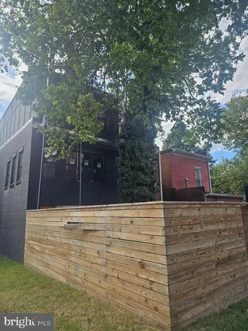 $1,250,000 | 1404 First Street Southwest, Washington, DC 20024