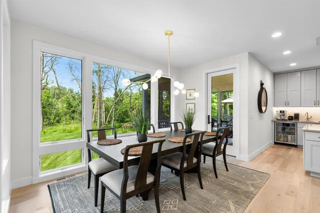 $2,000,000 | 754 Shawnee Woods Road, Medina, MN 55340