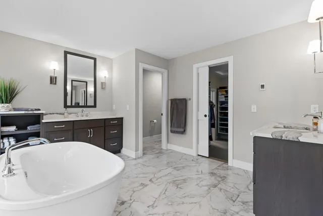 $2,000,000 | 754 Shawnee Woods Road, Medina, MN 55340